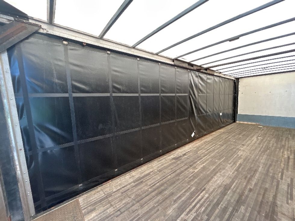 Curtain Side-Light and Medium Duty Trucks-Freightliner-2019-M211284S-Norton-MA-286,616\n\t\tmiles-$ 79,000 - Image 11