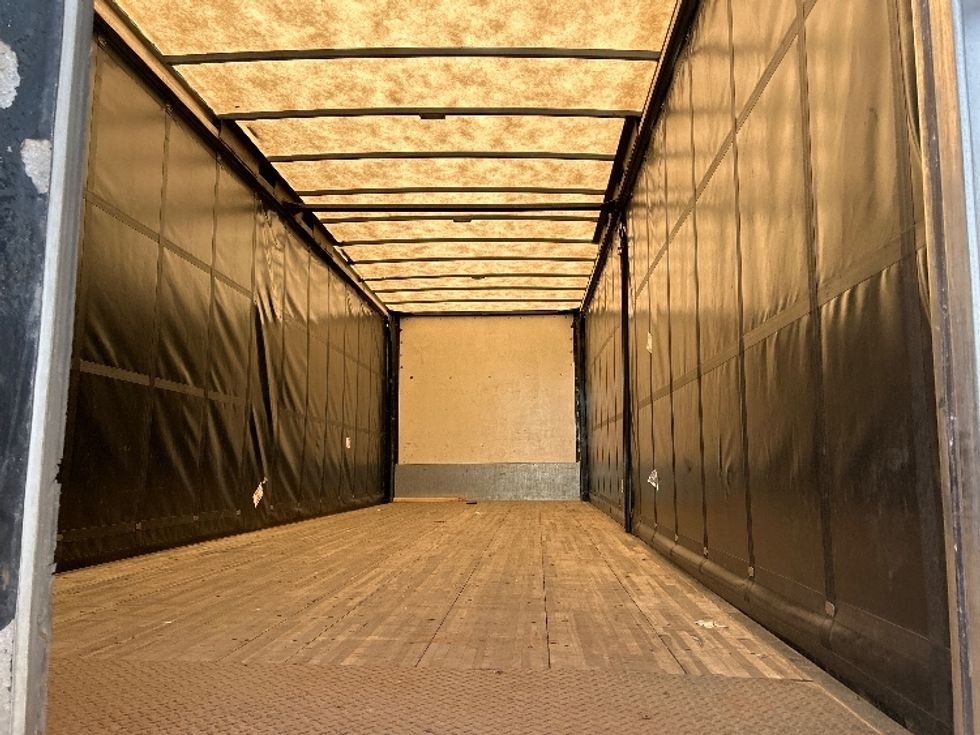 Curtain Side-Light and Medium Duty Trucks-Freightliner-2019-M211284S-Norton-MA-286,616\n\t\tmiles-$ 79,000 - Image 8