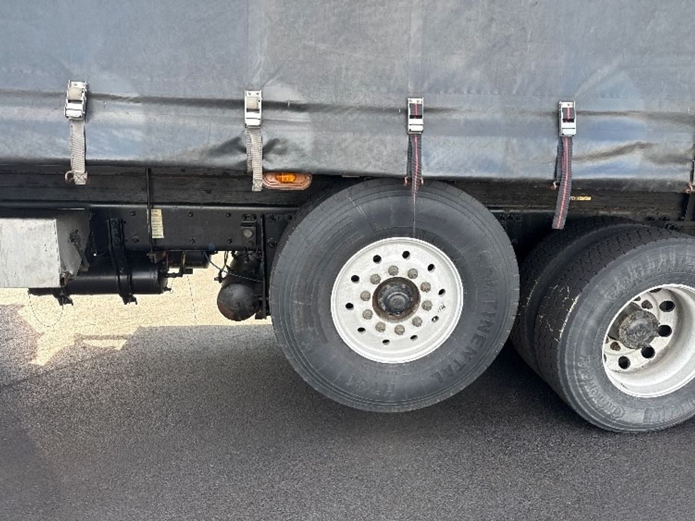 Curtain Side-Light and Medium Duty Trucks-Freightliner-2019-M211284S-Norton-MA-354,845\n\t\tmiles-$ 76,500 - Image 24