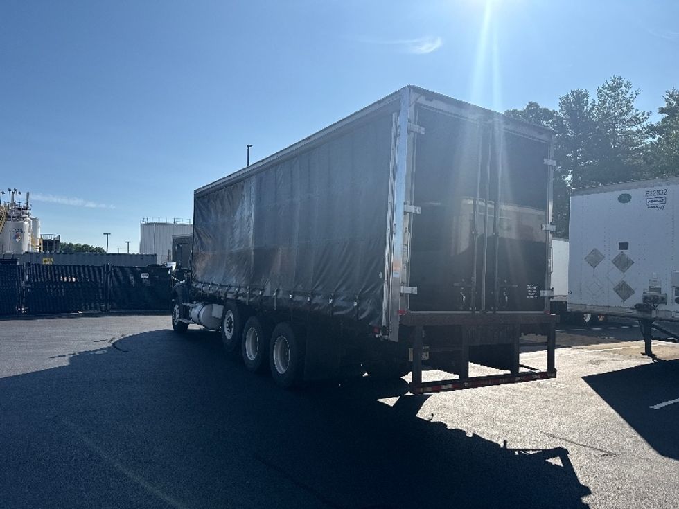 Curtain Side-Light and Medium Duty Trucks-Freightliner-2019-M211284S-Norton-MA-354,845\n\t\tmiles-$ 76,500 - Image 6
