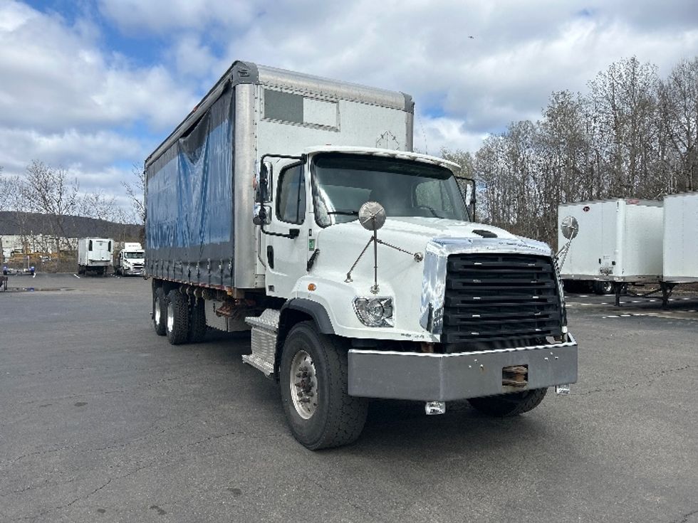 Curtain Side-Light and Medium Duty Trucks-Freightliner-2020-114SD-Binghamton-NY-212,727\n\t\tmiles-$ 106,000 - Image 1