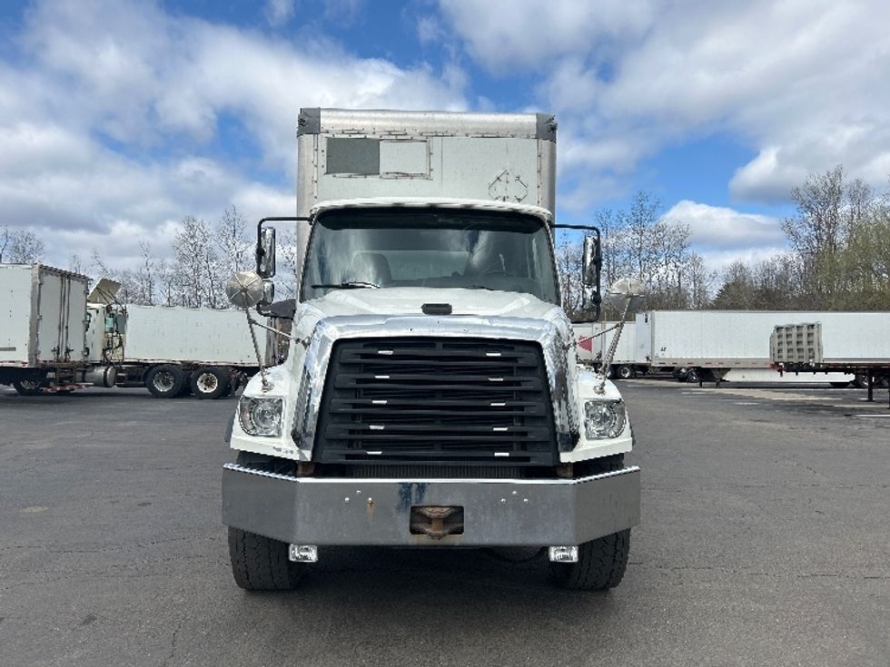 Curtain Side-Light and Medium Duty Trucks-Freightliner-2020-114SD-Binghamton-NY-212,727\n\t\tmiles-$ 106,000 - Image 2