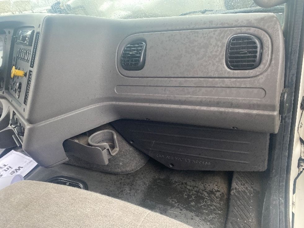 Curtain Side-Light and Medium Duty Trucks-Freightliner-2020-114SD-Binghamton-NY-215,898\n\t\tmiles-$ 106,000 - Image 21