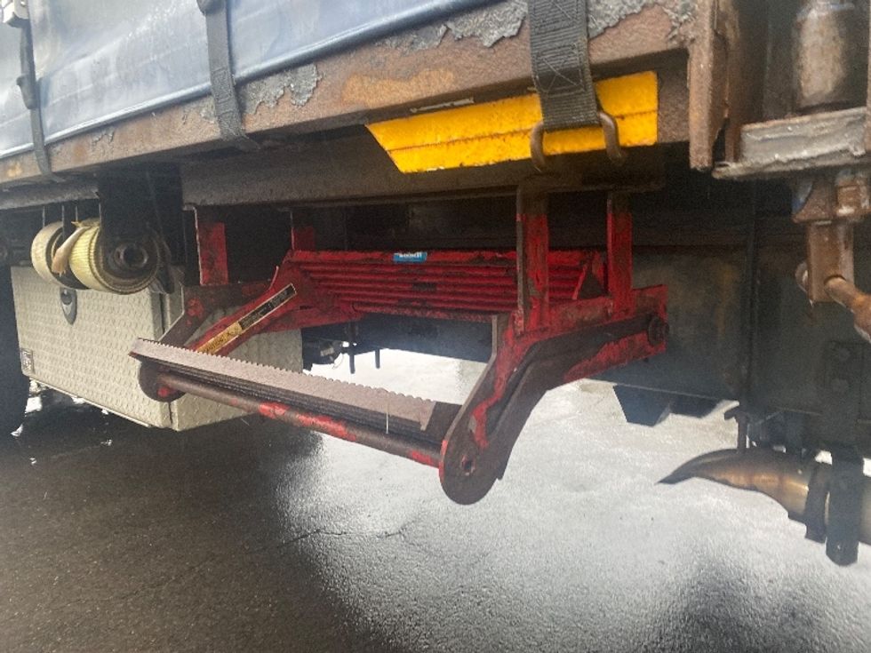 Curtain Side-Light and Medium Duty Trucks-Freightliner-2020-114SD-Binghamton-NY-215,898\n\t\tmiles-$ 106,000 - Image 26