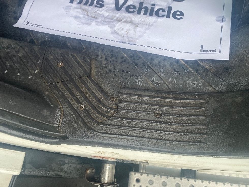 Curtain Side-Light and Medium Duty Trucks-Freightliner-2020-114SD-Binghamton-NY-215,898\n\t\tmiles-$ 106,000 - Image 28