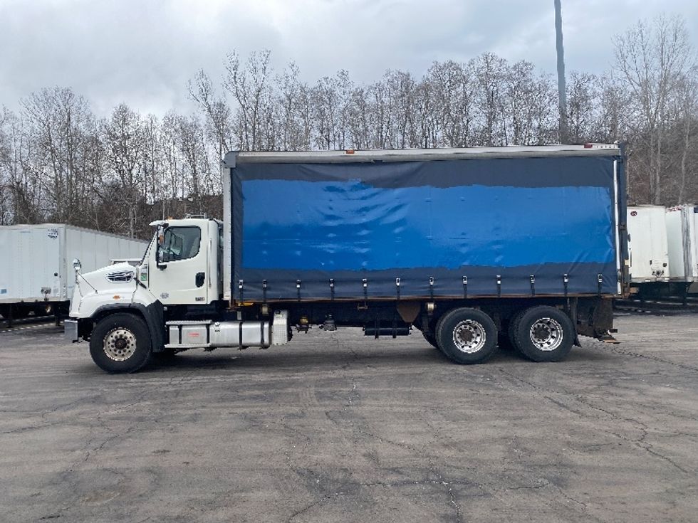 Curtain Side-Light and Medium Duty Trucks-Freightliner-2020-114SD-Binghamton-NY-215,898\n\t\tmiles-$ 106,000 - Image 4