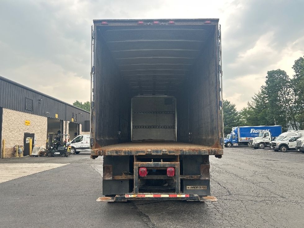 Curtain Side-Light and Medium Duty Trucks-Freightliner-2020-114SD-Jessup-PA-231,590\n\t\tmiles-$ 94,500 - Image 8