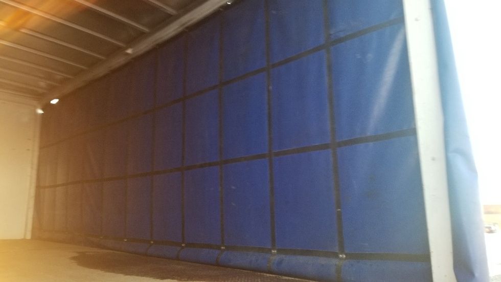 Curtain Side-Light and Medium Duty Trucks-Freightliner-2020-114SD-Mississauga-ON-52,769\n\t\tkm-$ 126,000 - Image 11