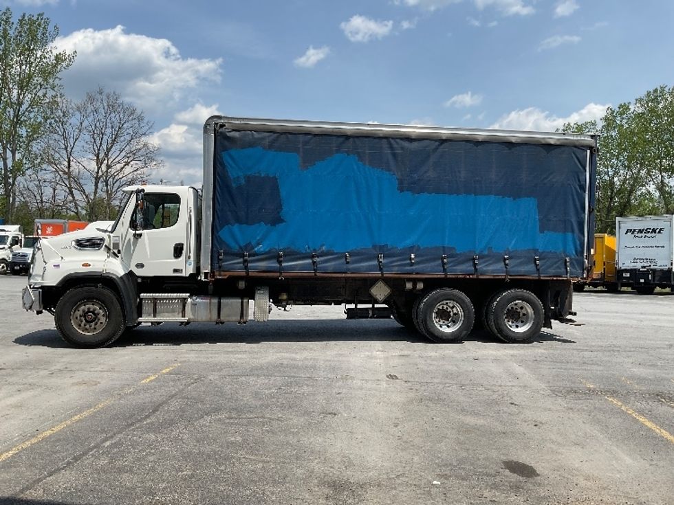 Curtain Side-Light and Medium Duty Trucks-Freightliner-2020-114SD-Whitesboro-NY-217,998\n\t\tmiles-$ 95,000 - Image 4