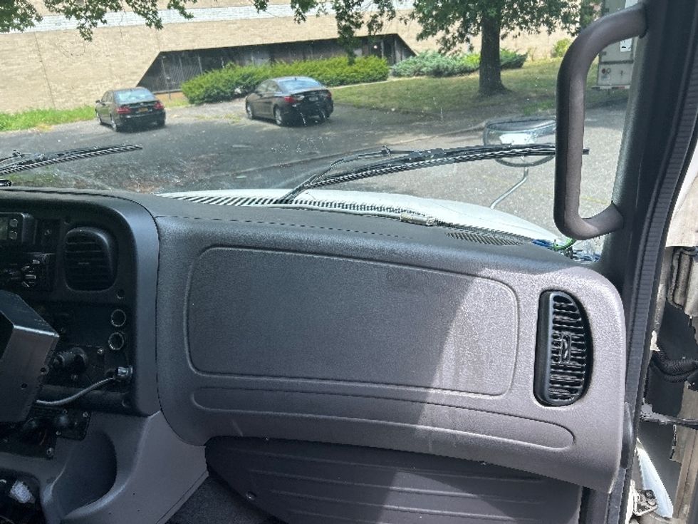 Curtain Side-Light and Medium Duty Trucks-Freightliner-2020-M2-Dayton-NJ-182,911\n\t\tmiles-$ 51,000 - Image 21