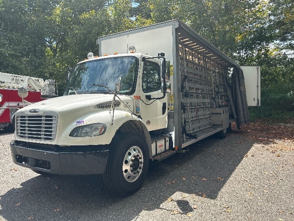 Curtain Side-Light and Medium Duty Trucks-Freightliner-2020-M2-Dayton-NJ-182,911\n\t\tmiles-$ 51,000 - Image 3