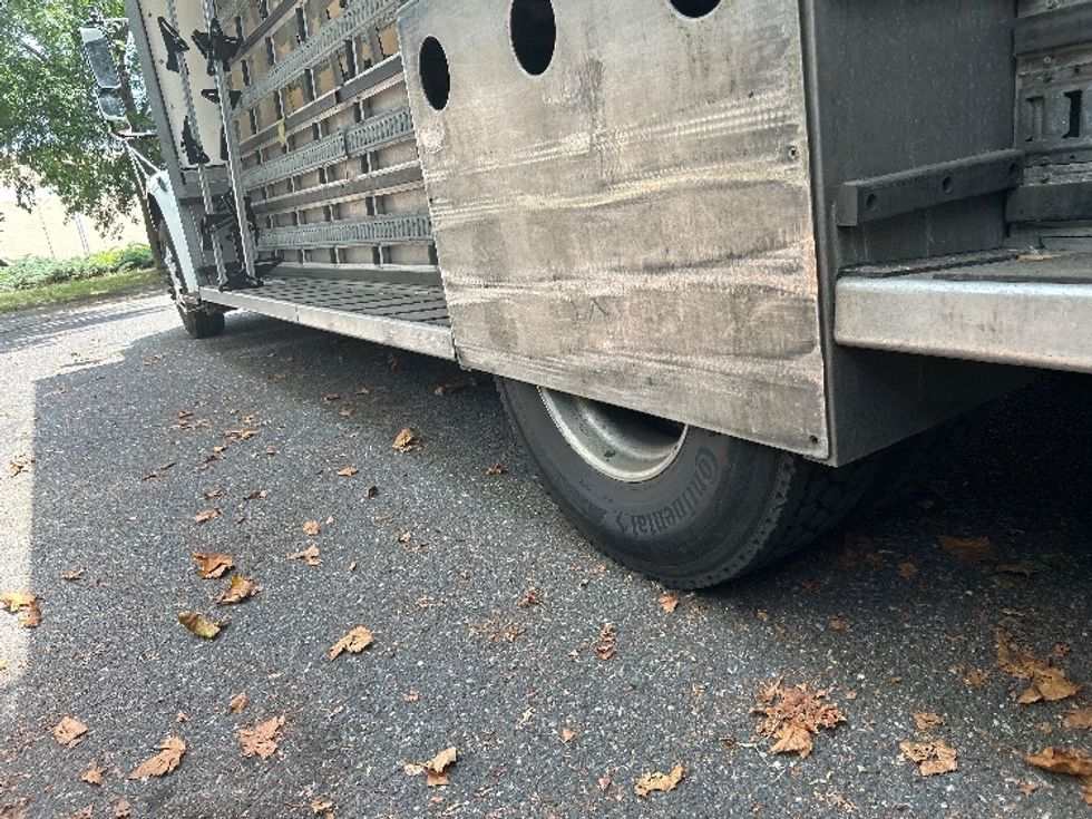 Curtain Side-Light and Medium Duty Trucks-Freightliner-2020-M2-Dayton-NJ-182,911\n\t\tmiles-$ 51,000 - Image 5