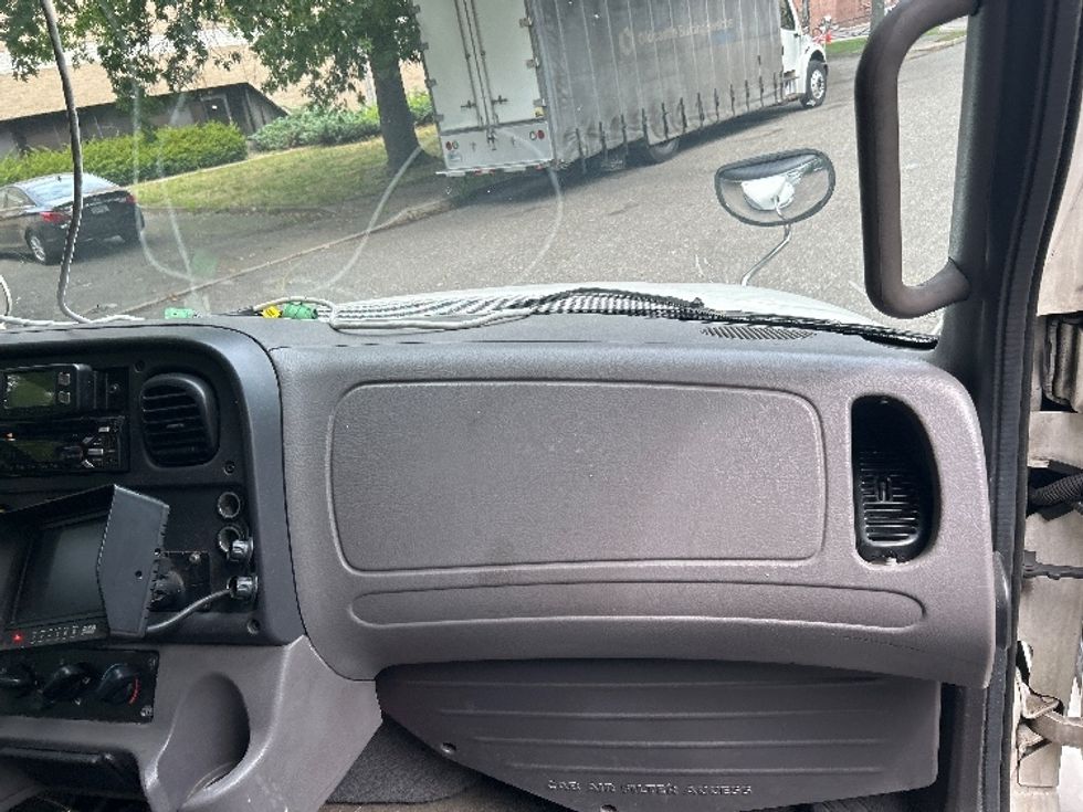 Curtain Side-Light and Medium Duty Trucks-Freightliner-2020-M2-Dayton-NJ-212,411\n\t\tmiles-$ 47,250 - Image 21