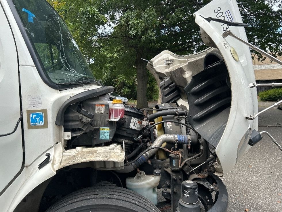 Curtain Side-Light and Medium Duty Trucks-Freightliner-2020-M2-Dayton-NJ-212,411\n\t\tmiles-$ 47,250 - Image 23