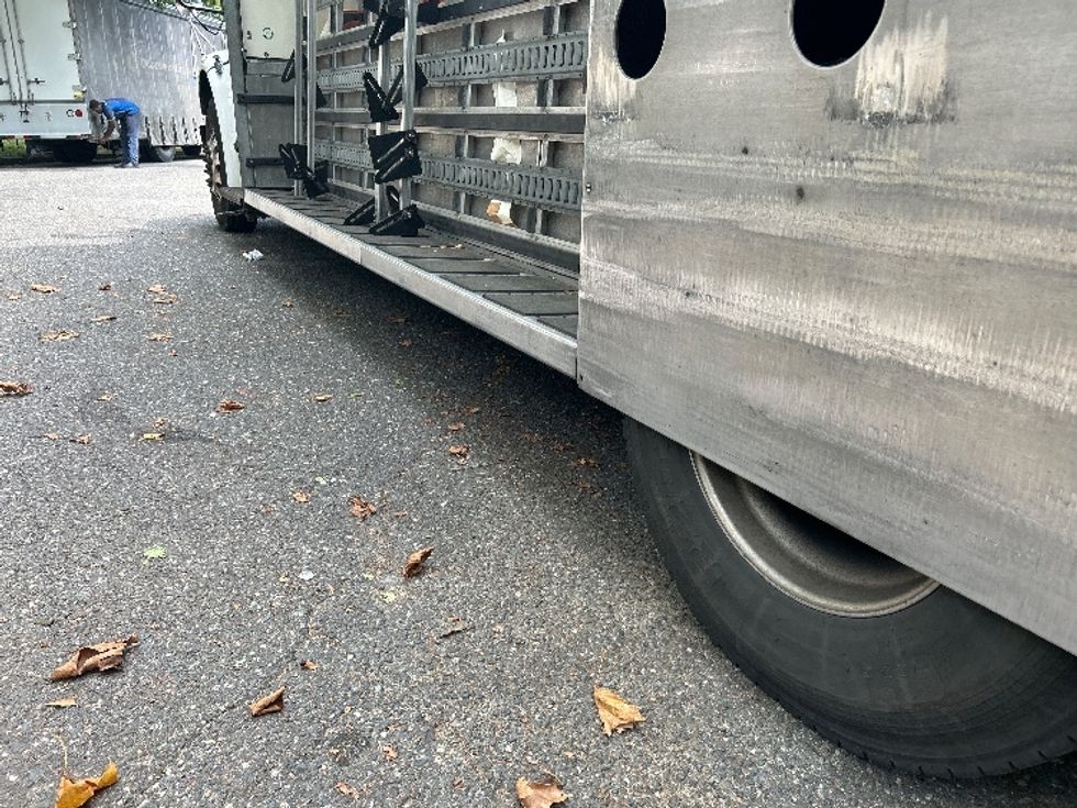 Curtain Side-Light and Medium Duty Trucks-Freightliner-2020-M2-Dayton-NJ-212,411\n\t\tmiles-$ 47,250 - Image 5