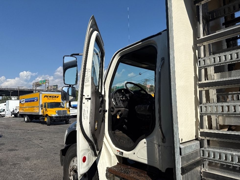 Curtain Side-Light and Medium Duty Trucks-Freightliner-2020-M2-North Bergen-NJ-225,017\n\t\tmiles-$ 43,500 - Image 13