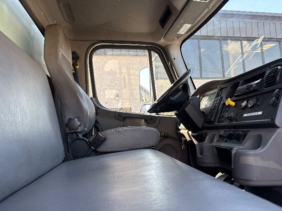 Curtain Side-Light and Medium Duty Trucks-Freightliner-2020-M2-North Bergen-NJ-225,017\n\t\tmiles-$ 43,500 - Image 19