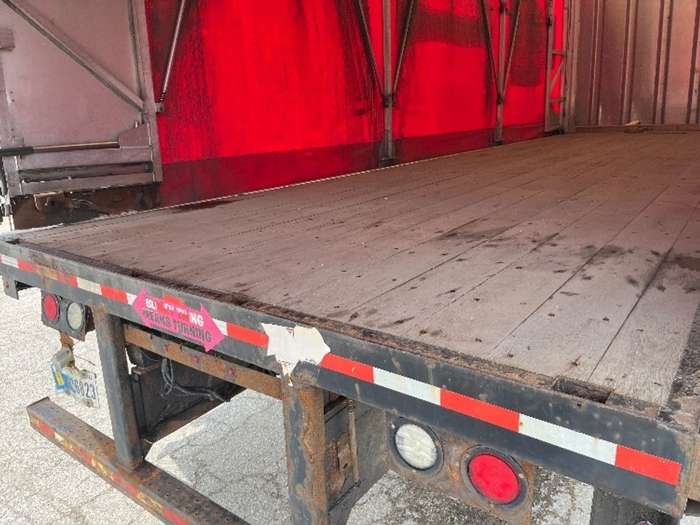 Curtain Side-Light and Medium Duty Trucks-Freightliner-2020-M2-South Bend-IN-357,658\n\t\tmiles-$ 40,000 - Image 10