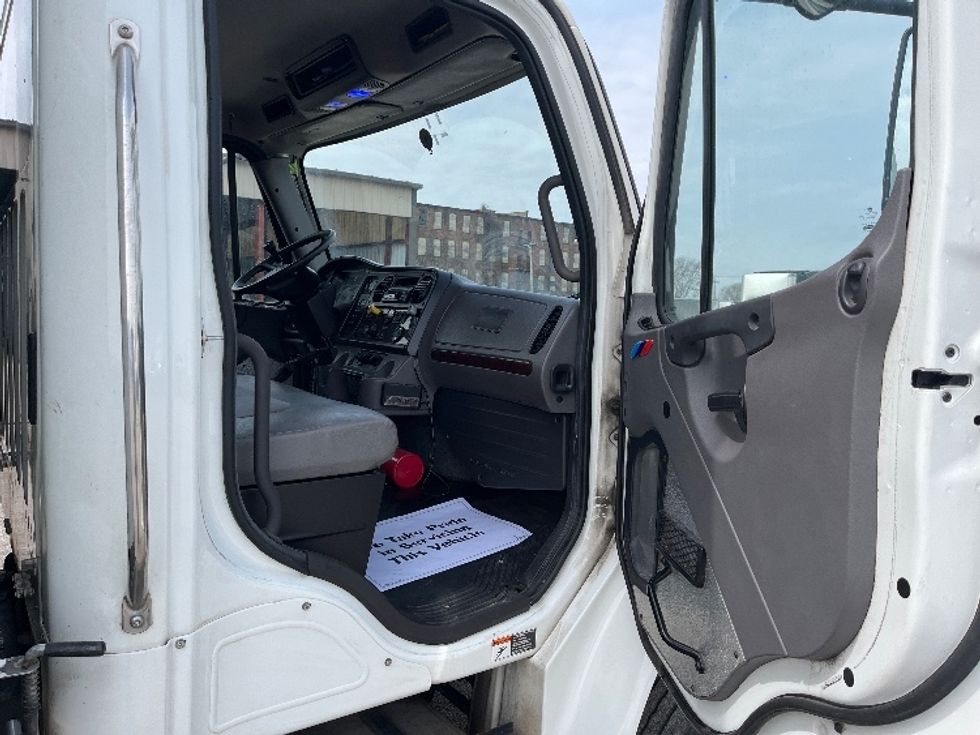 Curtain Side-Light and Medium Duty Trucks-Freightliner-2020-M2-South Bend-IN-357,658\n\t\tmiles-$ 40,000 - Image 20