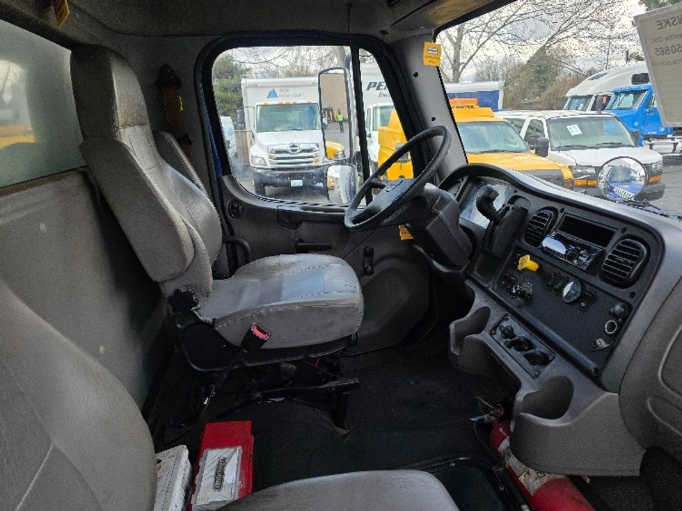 Curtain Side-Light and Medium Duty Trucks-Freightliner-2020-M2-Tukwila-WA-237,994\n\t\tmiles-$ 43,500 - Image 22