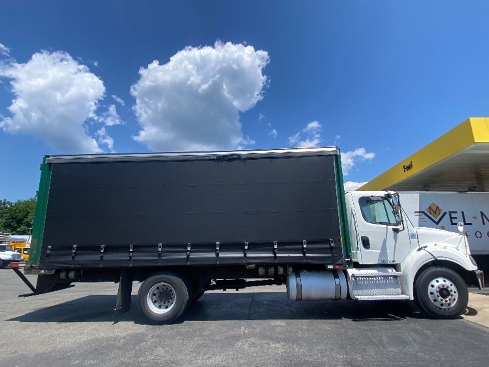 Curtain Side-Light and Medium Duty Trucks-Freightliner-2020-M211242S-Parsippany-NJ-186,924\n\t\tmiles-$ 62,250 - Image 15