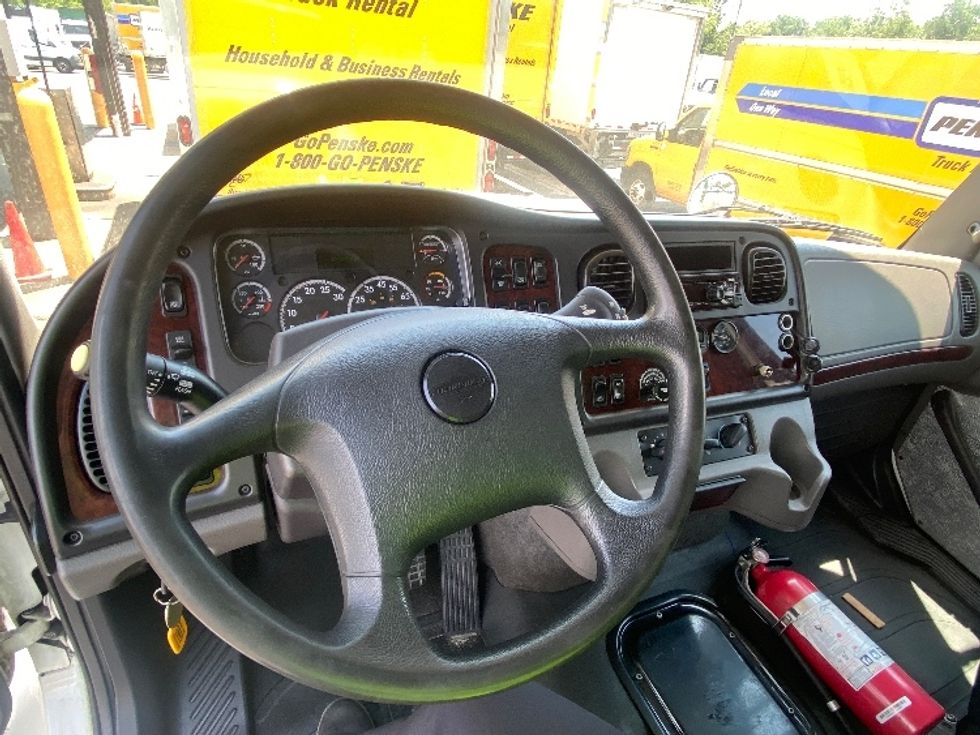 Curtain Side-Light and Medium Duty Trucks-Freightliner-2020-M211242S-Parsippany-NJ-186,924\n\t\tmiles-$ 62,250 - Image 18