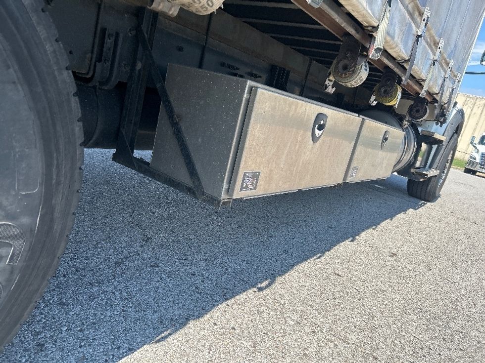 Curtain Side-Light and Medium Duty Trucks-Freightliner-2020-M211264S-Moberly-MO-337,193\n\t\tmiles-$ 74,250 - Image 14