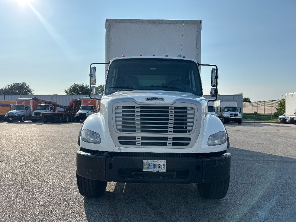 Curtain Side-Light and Medium Duty Trucks-Freightliner-2020-M211264S-Moberly-MO-337,193\n\t\tmiles-$ 74,250 - Image 2