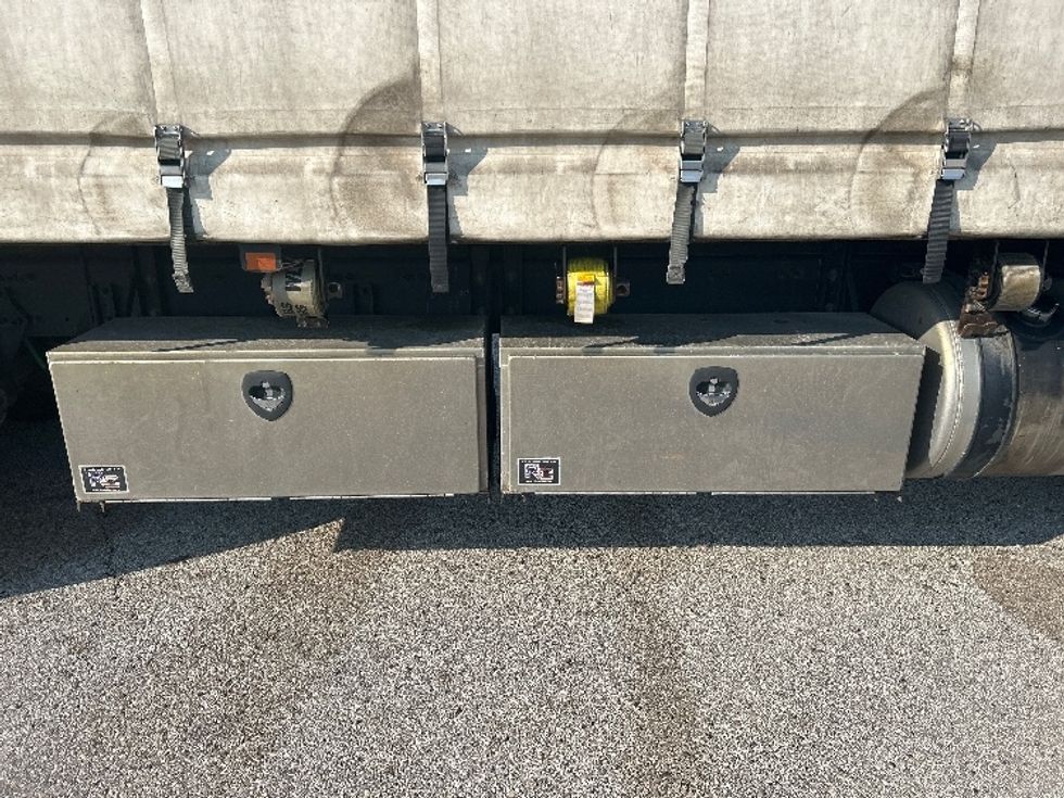Curtain Side-Light and Medium Duty Trucks-Freightliner-2020-M211264S-Moberly-MO-337,193\n\t\tmiles-$ 74,250 - Image 25