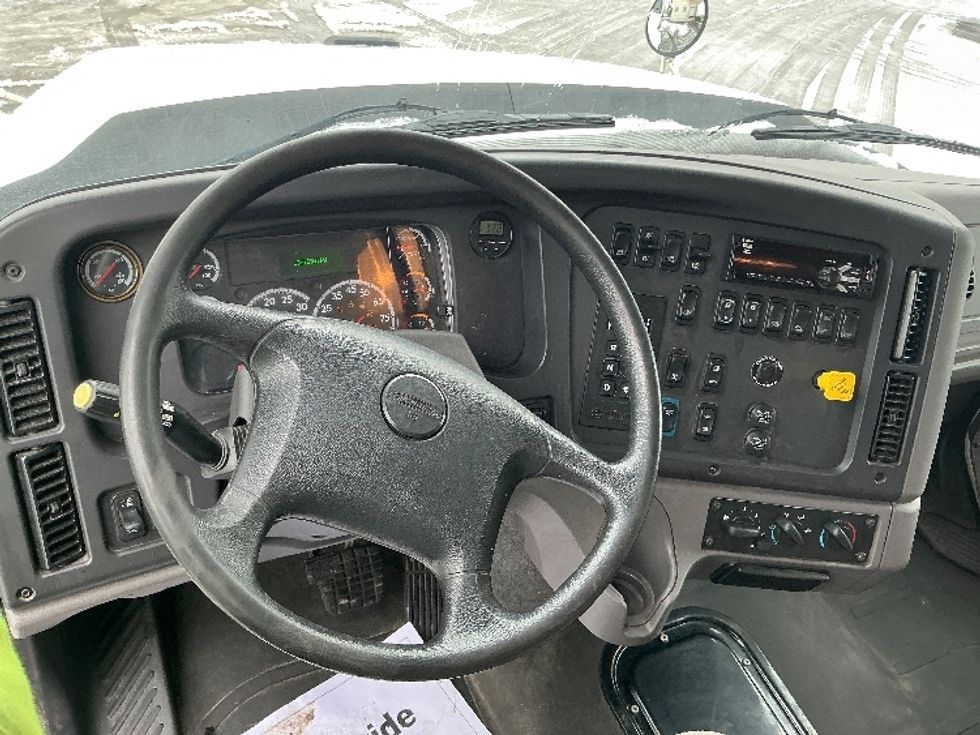 Curtain Side-Light and Medium Duty Trucks-Freightliner-2021-114SD-Albany-NY-136,059\n\t\tmiles-$ 119,250 - Image 18