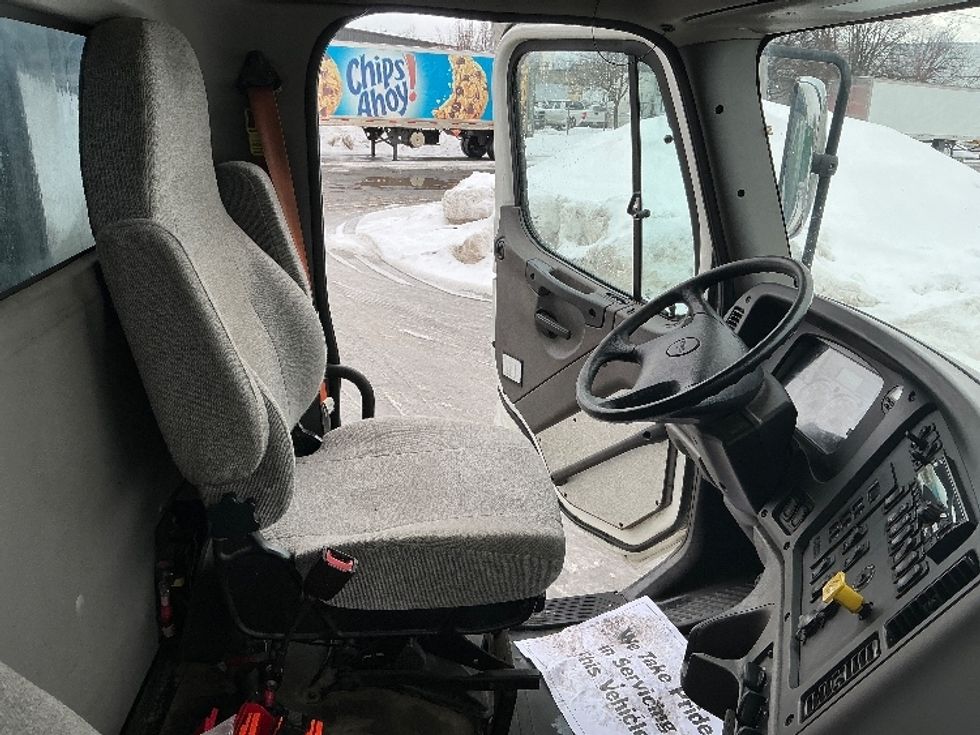 Curtain Side-Light and Medium Duty Trucks-Freightliner-2021-114SD-Albany-NY-136,059\n\t\tmiles-$ 119,250 - Image 22