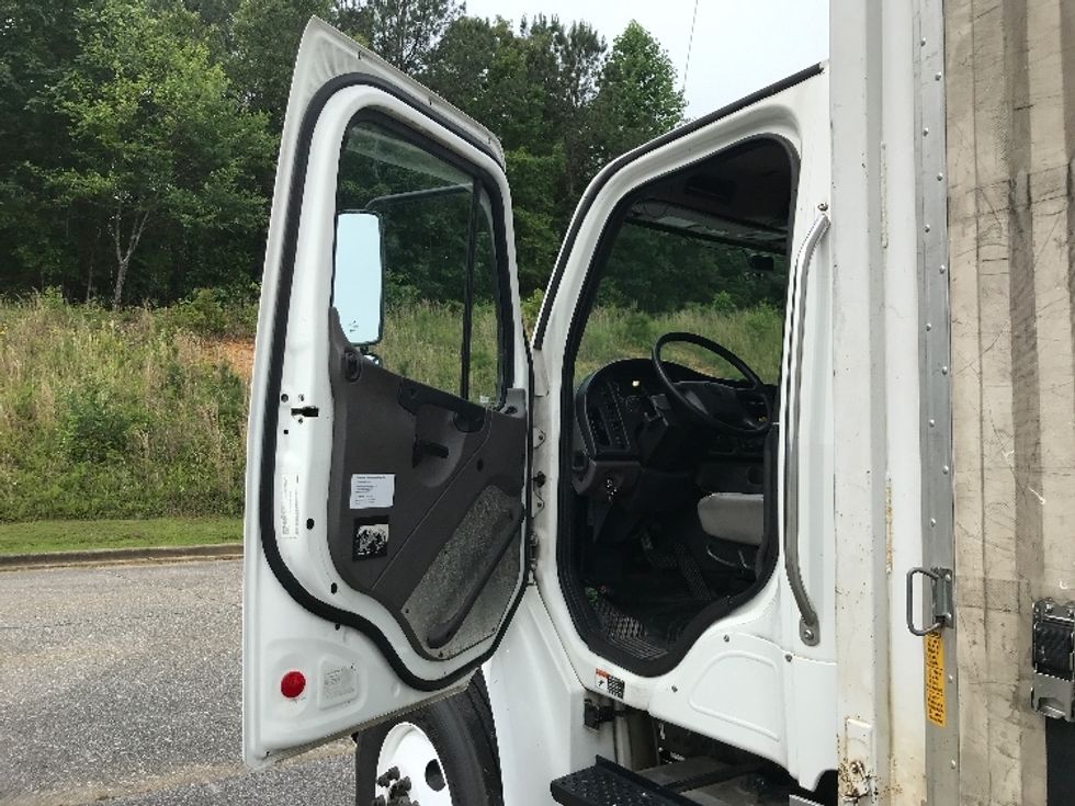 Curtain Side-Light and Medium Duty Trucks-Freightliner-2021-M2-Alabaster-AL-335,063\n\t\tmiles-$ 32,250 - Image 16