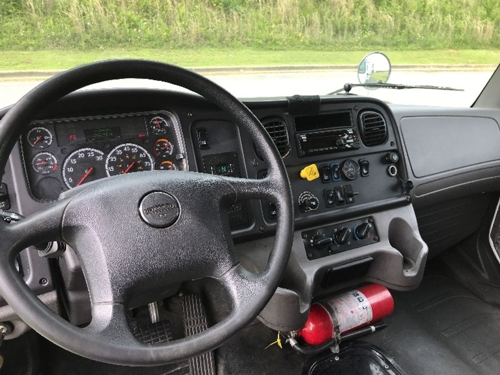 Curtain Side-Light and Medium Duty Trucks-Freightliner-2021-M2-Alabaster-AL-335,063\n\t\tmiles-$ 32,250 - Image 18