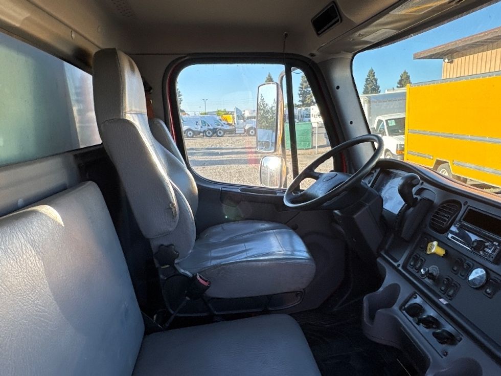 Curtain Side-Light and Medium Duty Trucks-Freightliner-2021-M2-West Sacramento-CA-247,498\n\t\tmiles-$ 37,000 - Image 22