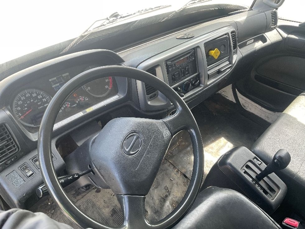 Curtain Side-Light and Medium Duty Trucks-Hino-2018-338-Capitol Heights-MD-275,916\n\t\tmiles-$ 28,000 - Image 14