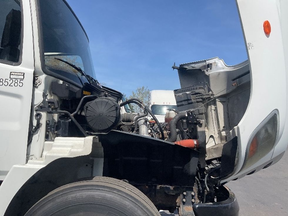 Curtain Side-Light and Medium Duty Trucks-Hino-2018-338-Capitol Heights-MD-275,916\n\t\tmiles-$ 28,000 - Image 20