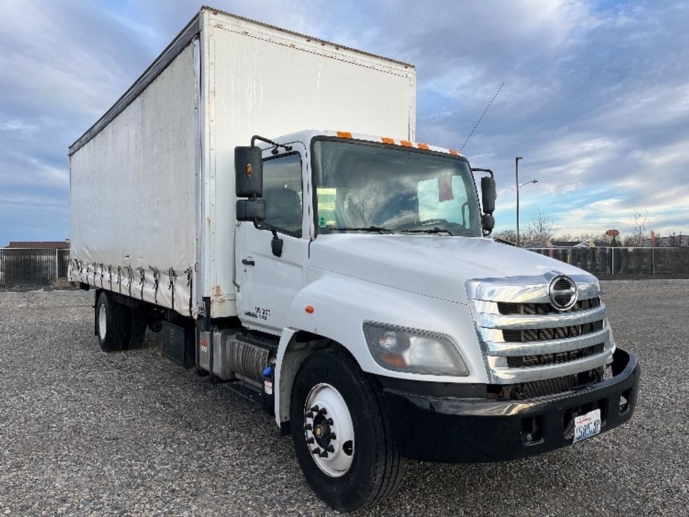 Curtain Side-Light and Medium Duty Trucks-Hino-2019-268-Pasco-WA-175,147\n\t\tmiles-$ 43,250 - Image 1
