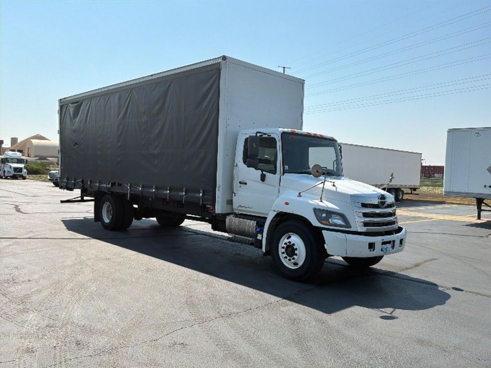 Curtain Side-Light and Medium Duty Trucks-Hino-2020-268-Aurora-CO-319,646\n\t\tmiles-$ 25,000 - Image 1