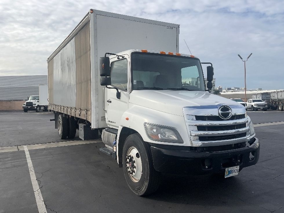 Curtain Side-Light and Medium Duty Trucks-Hino-2020-268-Fontana-CA-243,761\n\t\tmiles-$ 37,500 - Image 1