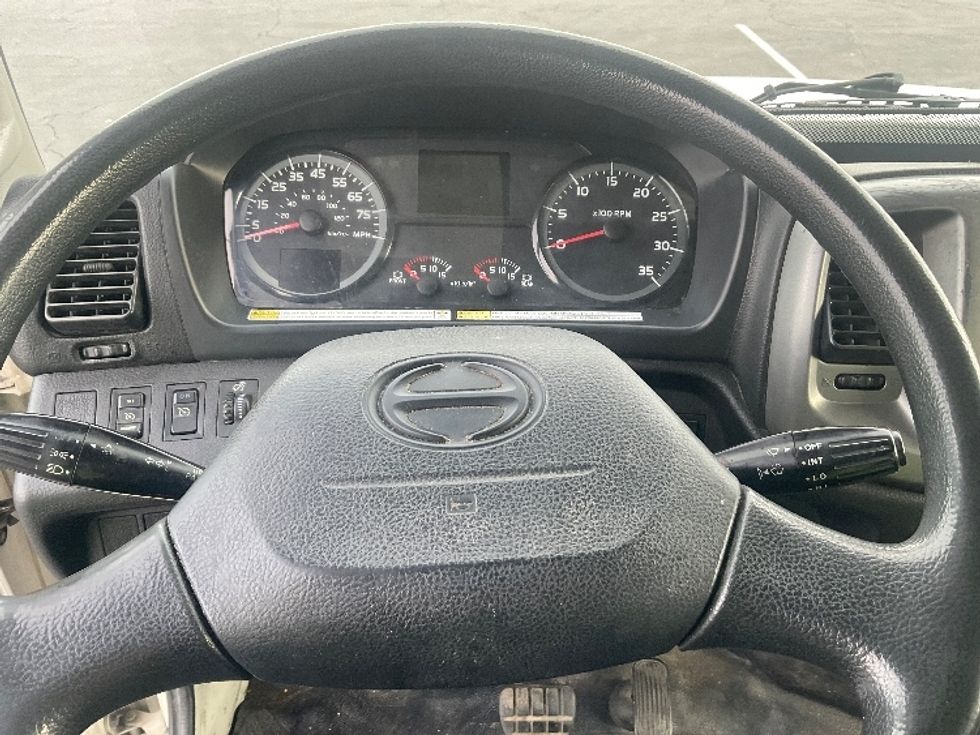 Curtain Side-Light and Medium Duty Trucks-Hino-2020-268-Fontana-CA-243,761\n\t\tmiles-$ 37,500 - Image 18