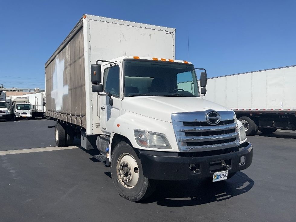 Curtain Side-Light and Medium Duty Trucks-Hino-2020-268-Torrance-CA-254,616\n\t\tmiles-$ 33,500 - Image 1