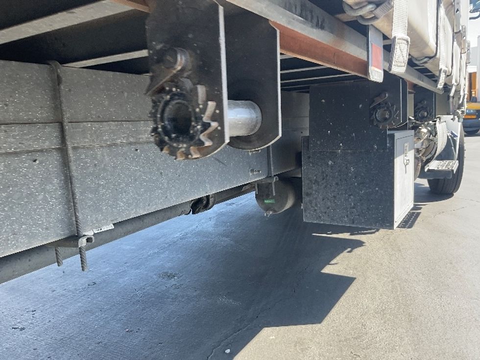 Curtain Side-Light and Medium Duty Trucks-Hino-2020-268-Torrance-CA-254,616\n\t\tmiles-$ 33,500 - Image 14