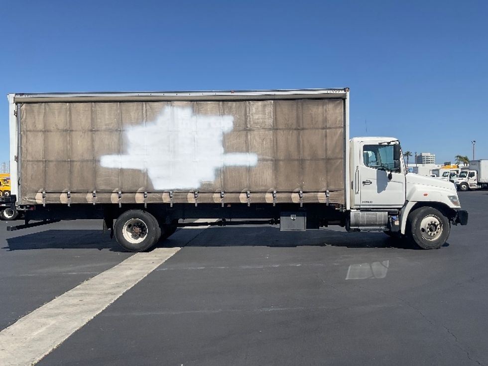 Curtain Side-Light and Medium Duty Trucks-Hino-2020-268-Torrance-CA-254,616\n\t\tmiles-$ 33,500 - Image 15