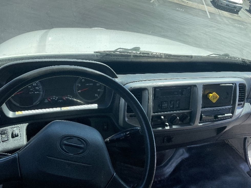 Curtain Side-Light and Medium Duty Trucks-Hino-2020-268-Torrance-CA-254,616\n\t\tmiles-$ 33,500 - Image 18