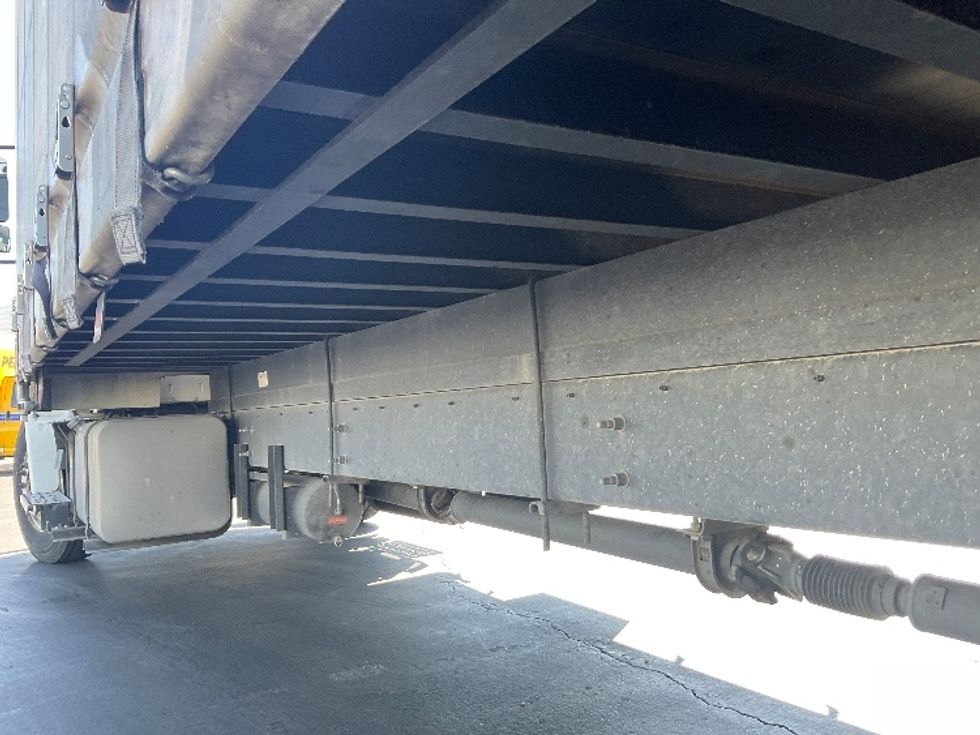 Curtain Side-Light and Medium Duty Trucks-Hino-2020-268-Torrance-CA-254,616\n\t\tmiles-$ 33,500 - Image 5