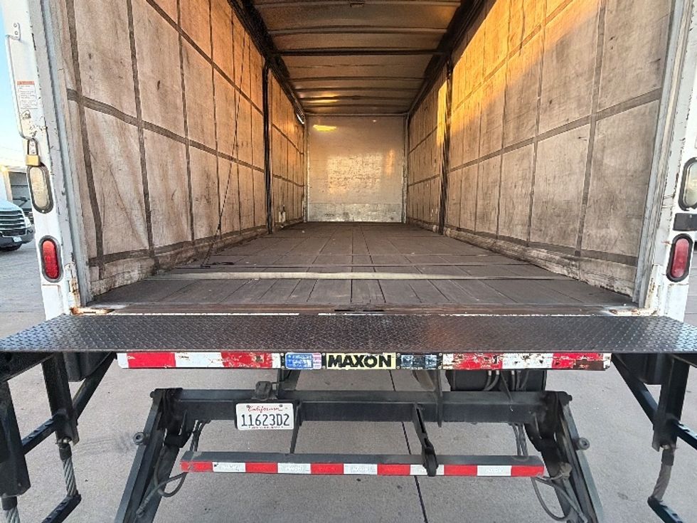 Curtain Side-Light and Medium Duty Trucks-International-2017-4300-Dallas-TX-229,060\n\t\tmiles-$ 31,750 - Image 10