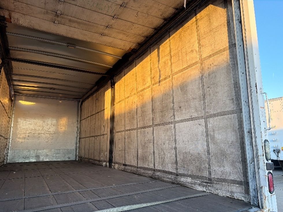 Curtain Side-Light and Medium Duty Trucks-International-2017-4300-Dallas-TX-229,060\n\t\tmiles-$ 31,750 - Image 12