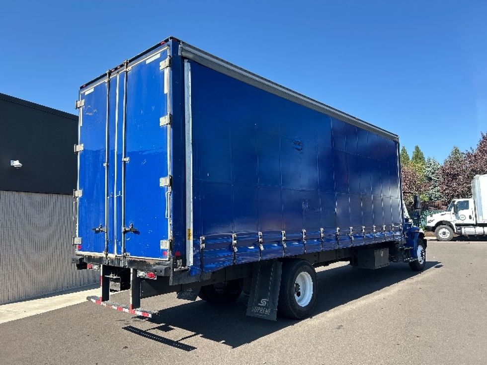 Curtain Side-Light and Medium Duty Trucks-International-2018-4300-Clackamas-OR-241,309\n\t\tmiles-$ 28,250 - Image 12
