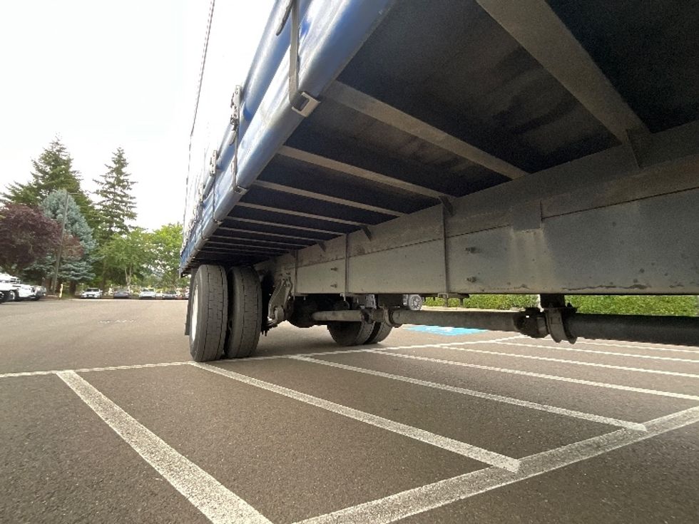 Curtain Side-Light and Medium Duty Trucks-International-2018-4300-Clackamas-OR-241,309\n\t\tmiles-$ 28,250 - Image 13