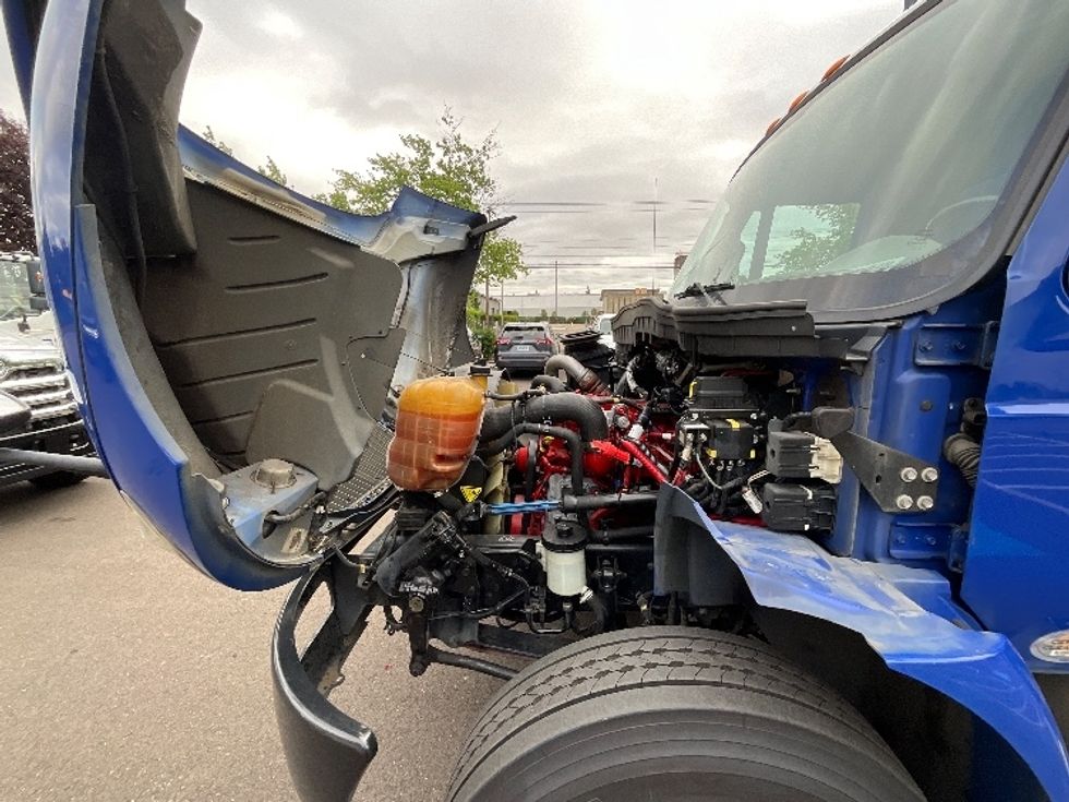 Curtain Side-Light and Medium Duty Trucks-International-2018-4300-Clackamas-OR-241,309\n\t\tmiles-$ 28,250 - Image 23